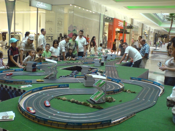 Slot car racing