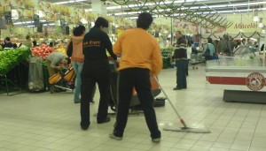 Curling in Carrefour 2