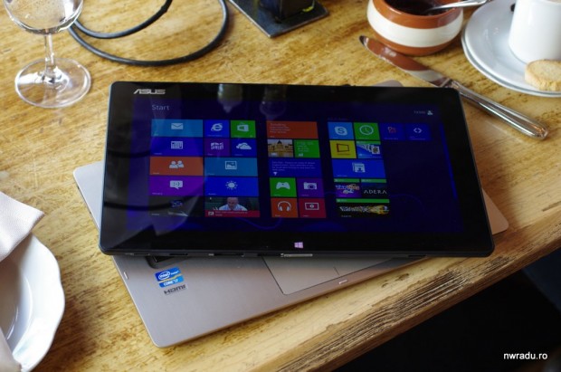 asus_transformer_book_tx300_03