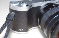 samsung_nx300_10_grip