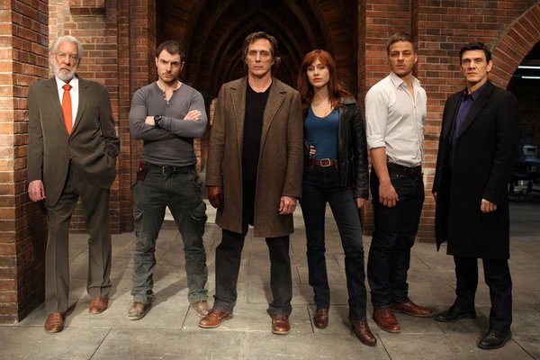 Serial nou: Crossing Lines / Polițiști fără frontiere