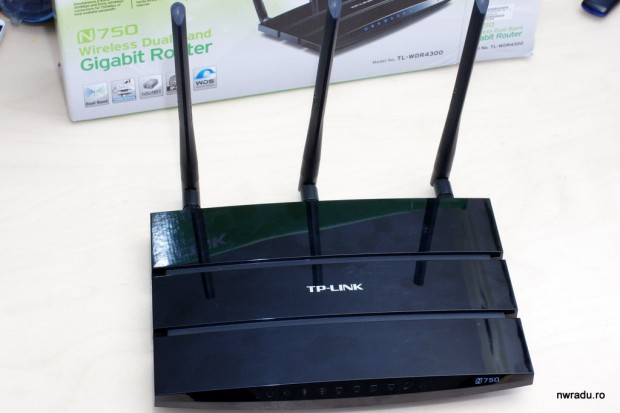 animal Jacket Mince Review TP-Link TL-WDR4300, router dual-band performant - nwradu blog