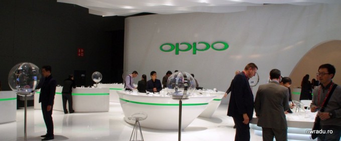 Oppo N1, un excelent phablet cu cameră rotativă