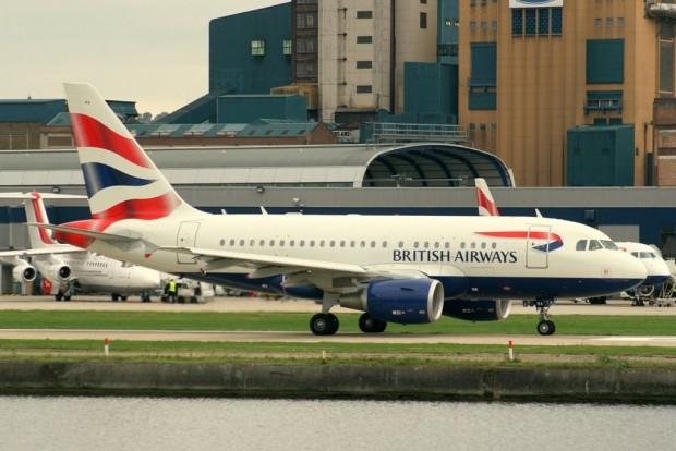 A318_British_Airways_Airbus_A318_at_London_City_Airport