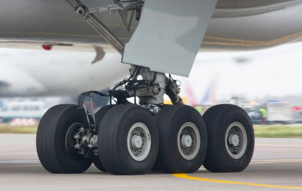B777_Boeing-777-300_chassis