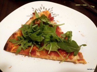 pizza_de_casa_rucola_4