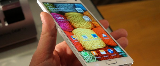 Note 4 și Gear S au fost lansate în România