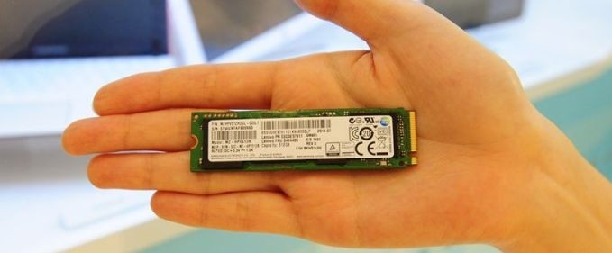 Cât de rapid este un SSD pe PCI Express!