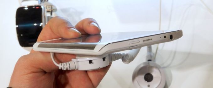 Samsung European Forum: noile telefoane A3, A5 și A7 și Note Edge