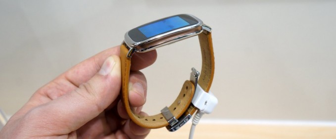 Asus Zenwatch este unul dintre ceasurile inteligente pe care le-aș purta