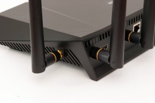asus_rt_ac3200_router_10