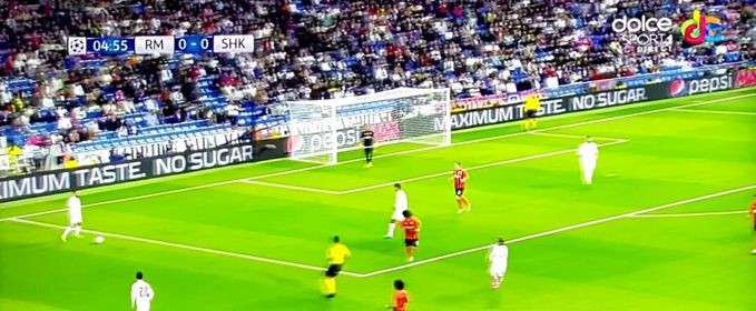 Cum vezi Champions League pe net