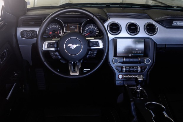 ford_mustang_2015_10