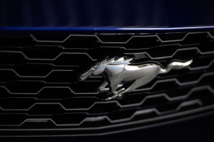 ford_mustang_2015_14