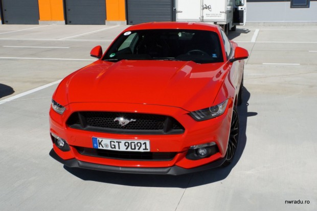 ford_mustang_2015_42