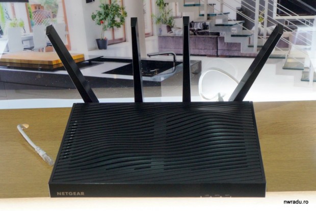 netgear_nighthawk_x8_r8500_ac5300_1