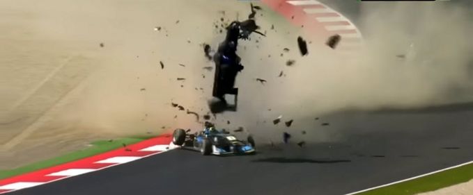 Un accident foarte spectaculos din Formula 3