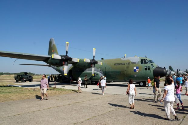 baza_90_aeriana_41_c130_hercules