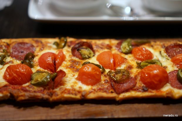 pizza_hut_flatbread_10