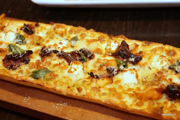 pizza_hut_flatbread_29