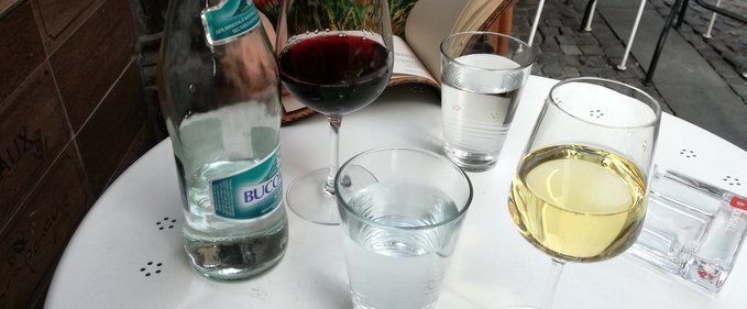 Tur de localuri prin Centrul Istoric – varianta gastronomică de cursă lungă (p)