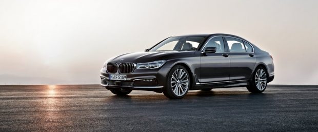P90178449_highRes_the-new-bmw-7-series