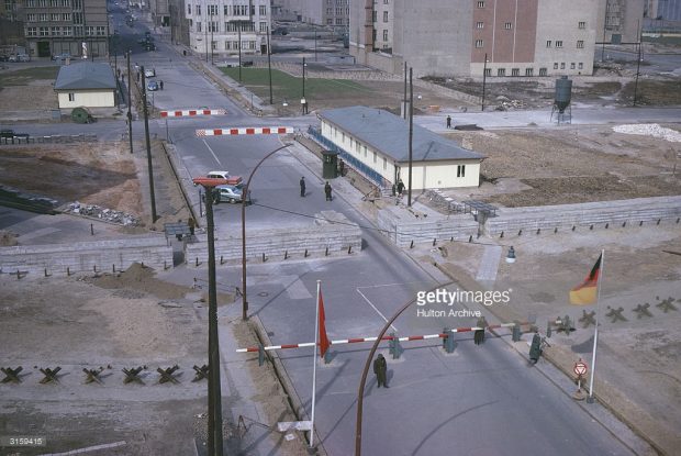 checkpoint_charlie_bariere