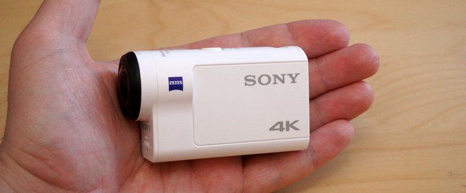 Review: Sony Action Cam X3000R, cameră sport cu filmare 4K și stabilizare optică