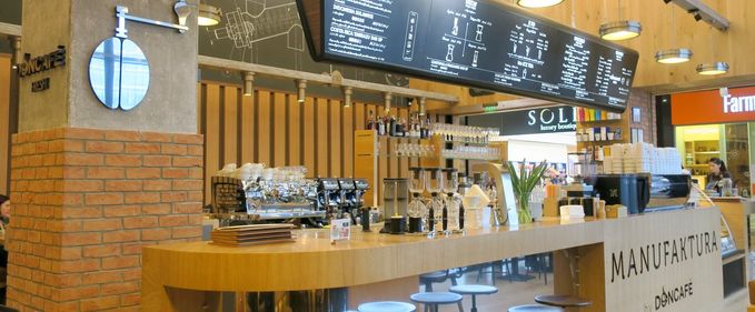 Manufaktura deschide o nouă cafenea cu cafea de origine și design interior reușit