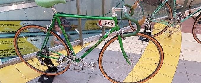 Expoziție de biciclete vintage în Sun Plaza