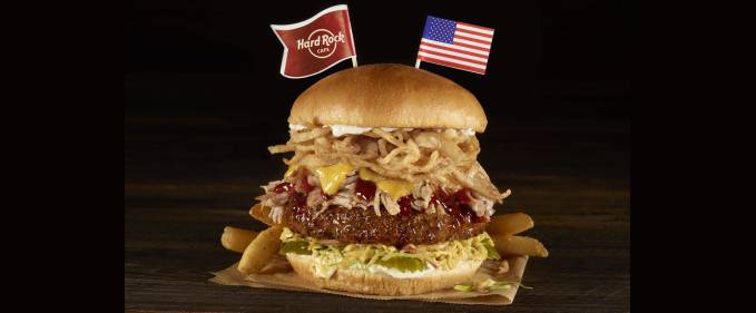 Câștigă un voucher la Hard Rock Cafe pentru burgerii în ediție limitată World Tour