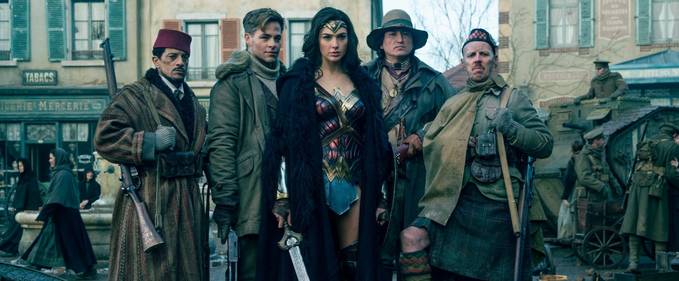 Filme: Wonder Woman / Femeia Fantastică este foarte bun