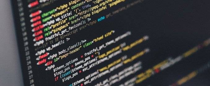Nici în străinătate nu se învață programarea în școli
