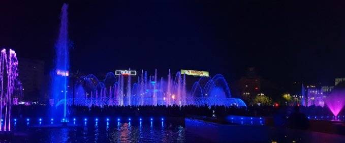 Artezienele de la Unirii arată bine și concurează cu cele din Barcelona