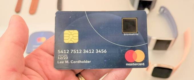 Am văzut carduri bancare biometrice și alte tehnologii Mastercard