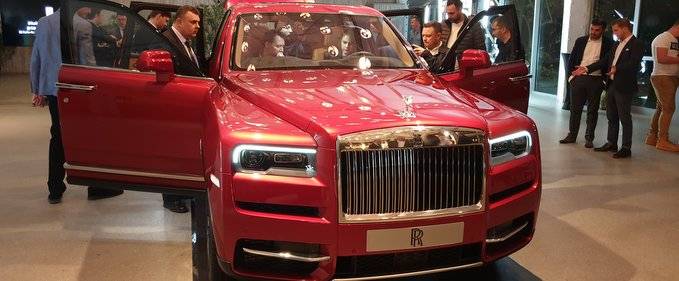 Am văzut Rolls-Royce Cullinan, primul SUV al mărcii