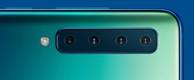 Samsung a lansat Galaxy A9, telefonul cu 4 camere foto pe spate