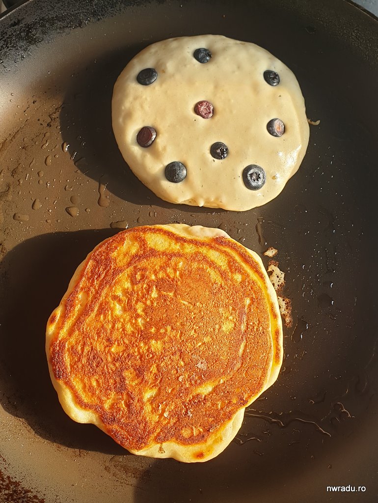 Am Inceput Să Facem Clătite Americane Pufoase Pancakes Nwradu Blog