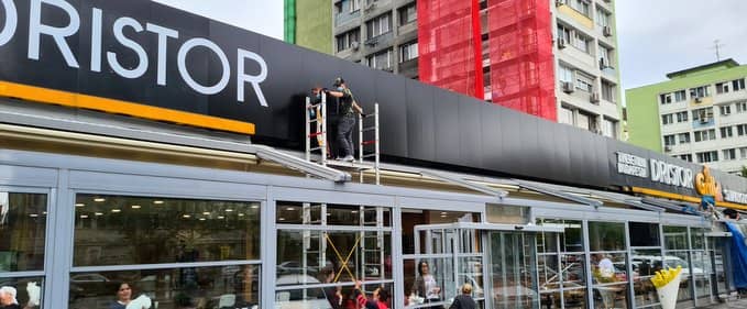 Dristor Doner de la Șincai se redeschide astăzi, la două săptămâni după incendiu