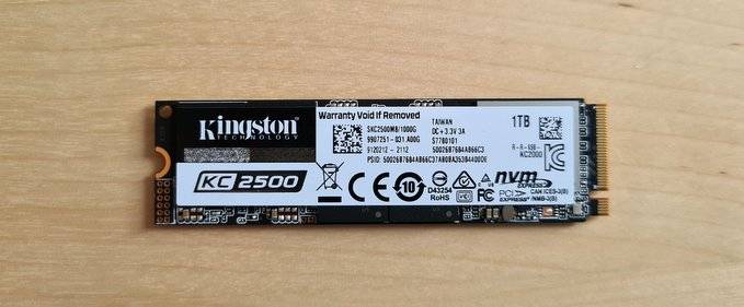 Review de SSD: Kingston KC2500 oferă performanță peste media clasei sale
