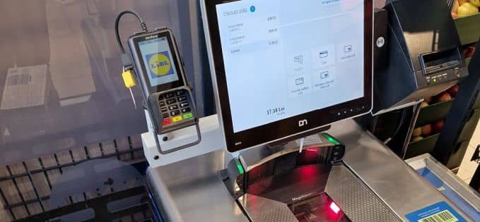 Lumea roboților: Despre joburi care vor dispărea, populism inutil și case self-service