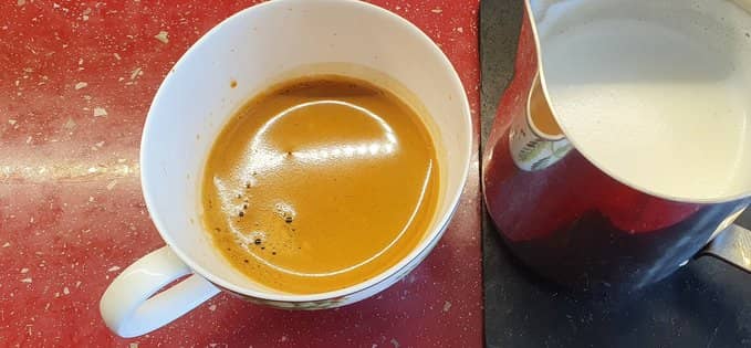 Trei despre cafele: Code2Cup, o prăjitorie românească este nominalizată la nivel european alături de nume mari și CoffeEast revine