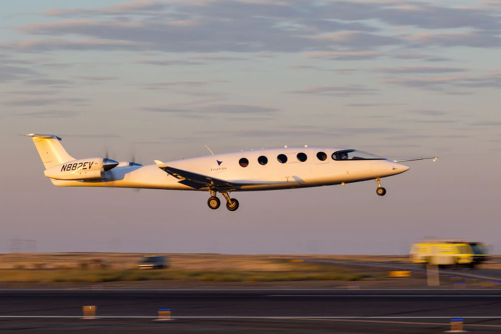 Un avion complet electric a intrat în faza de testare cu zbor. Așa începe schimbarea și în aviație - nwradu blog Un avion complet electric a intrat în faza de testare cu zbor. Așa începe schimbarea și în aviație - nwradu blog