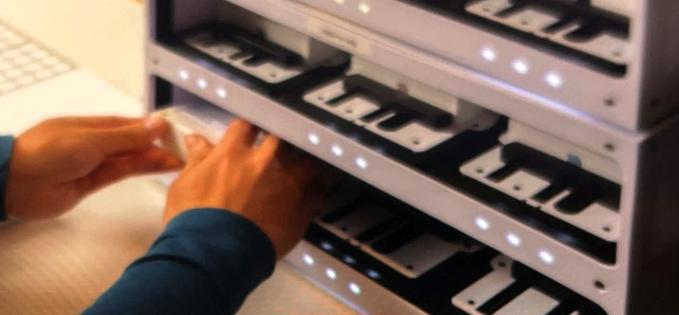 Cum actualizează Apple telefoanele iPhone fără a le desigila din cutia lor