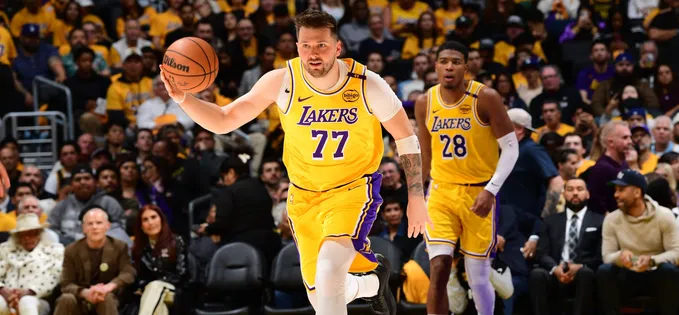 Disney+ va difuza meciuri live de baschet din sezonul NBA, inclusiv din playoff și finale