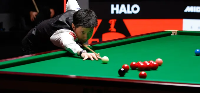 Un chinez a câștigat pentru prima oară campionatul mondial de snooker