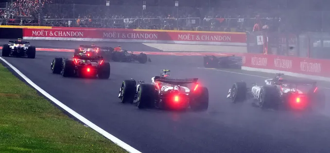 Formula 1 la Spa: Piastri câștigă cu o mână sigură