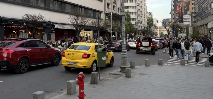 Calea Victoriei redevine pietonală începând cu acest weekend