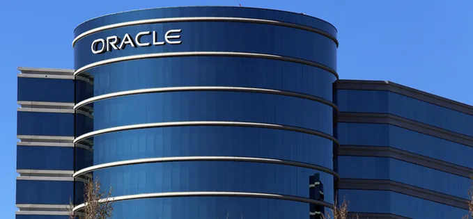 Oracle concediază 30.000 de angajați cu un mesaj impersonal de ura și la gară și compensație minimă