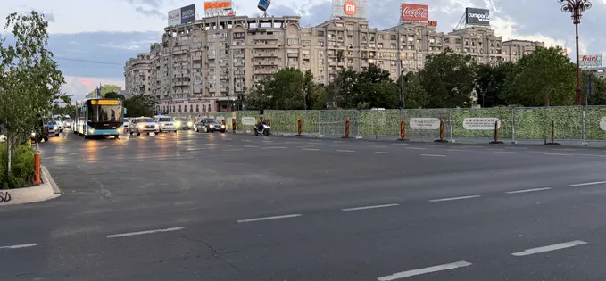 Traficul prin Piața Unirii a devenit mult mai aglomerat în noua etapă a șantierului de acolo